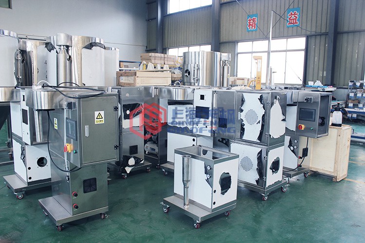 實(shí)驗(yàn)室用小型噴霧干燥機(jī)賣多少價(jià)格？